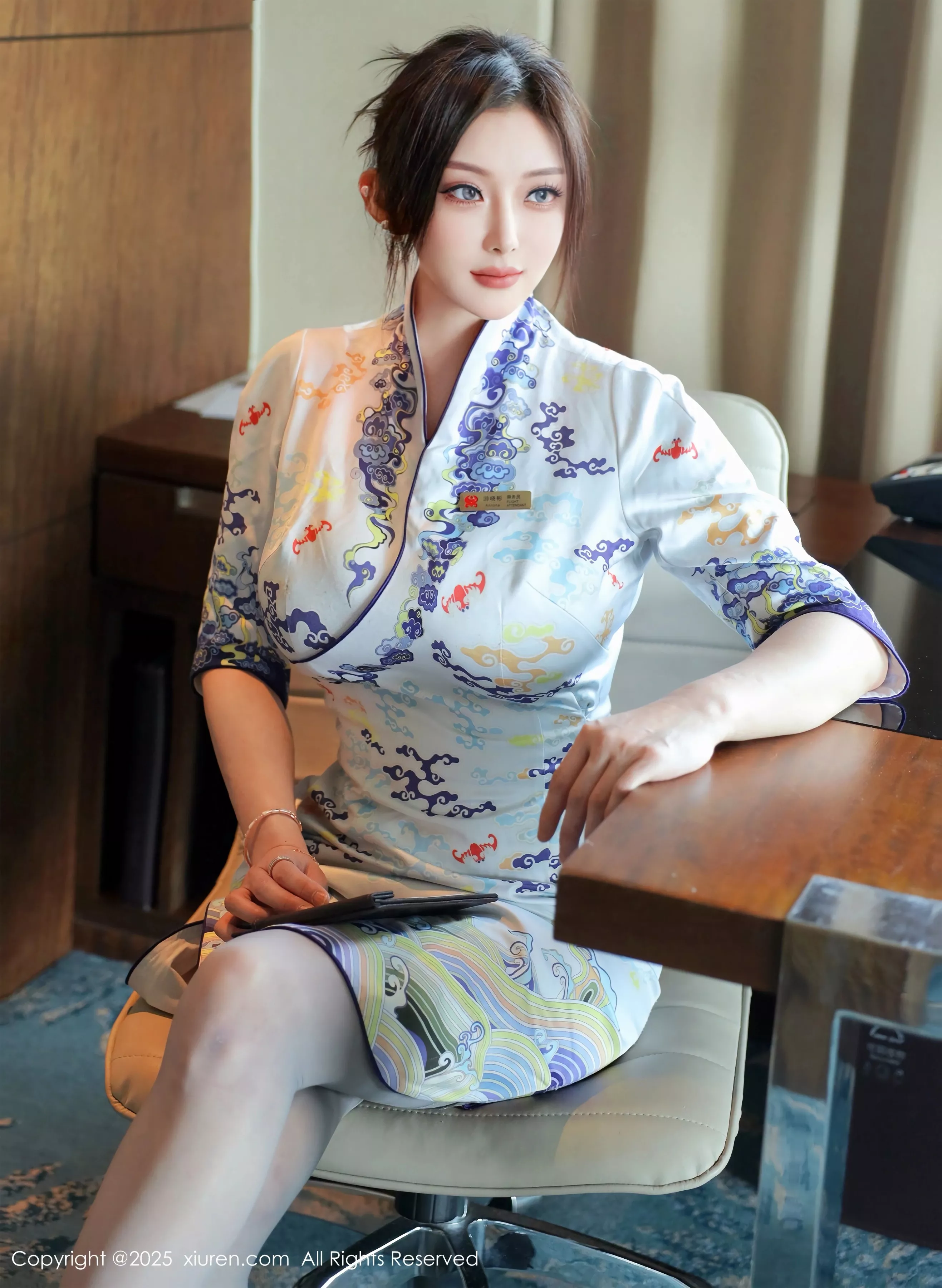苏一诺性感青色旗袍露蓝色内衣配灰丝袜秀美腿绝美写真79P 2