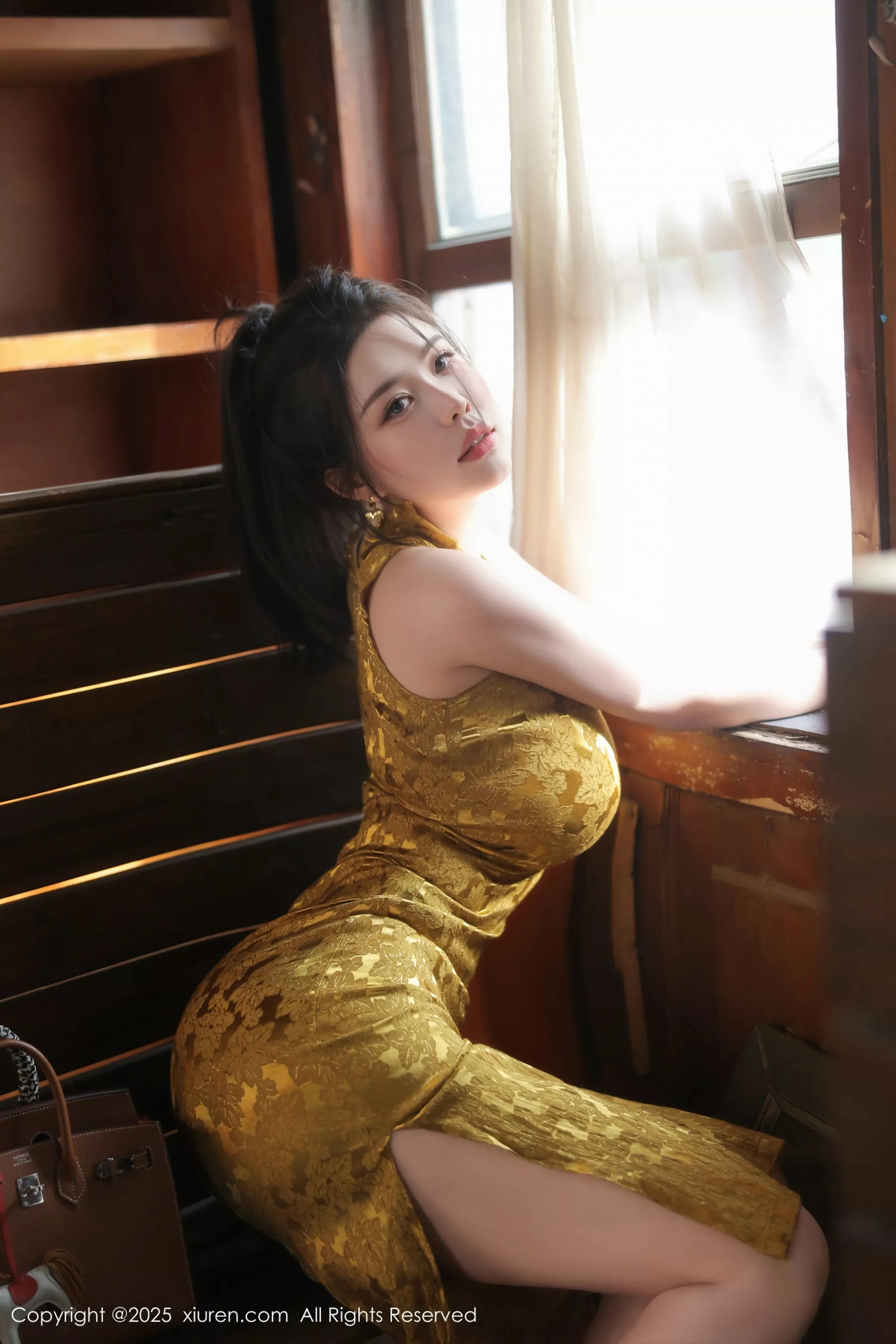 林若凡F性感黄色旗袍露浅色内衣秀丰腴身材撩人绝美写真71P 8