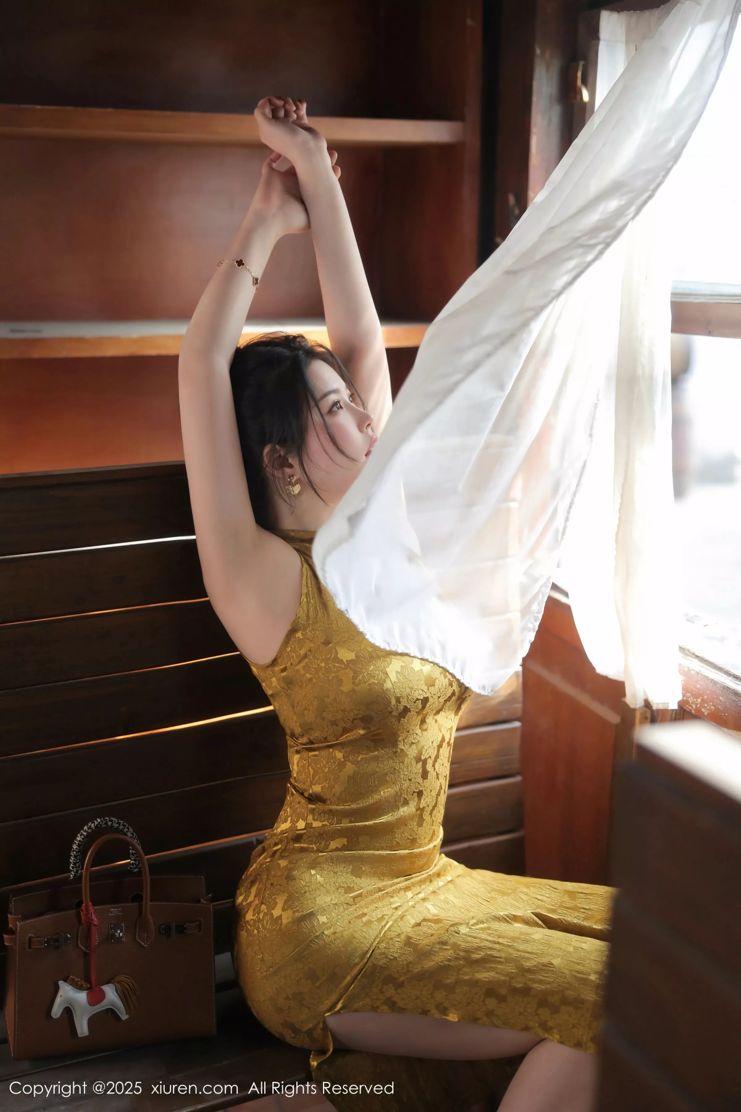林若凡F性感黄色旗袍露浅色内衣秀丰腴身材撩人绝美写真71P 9