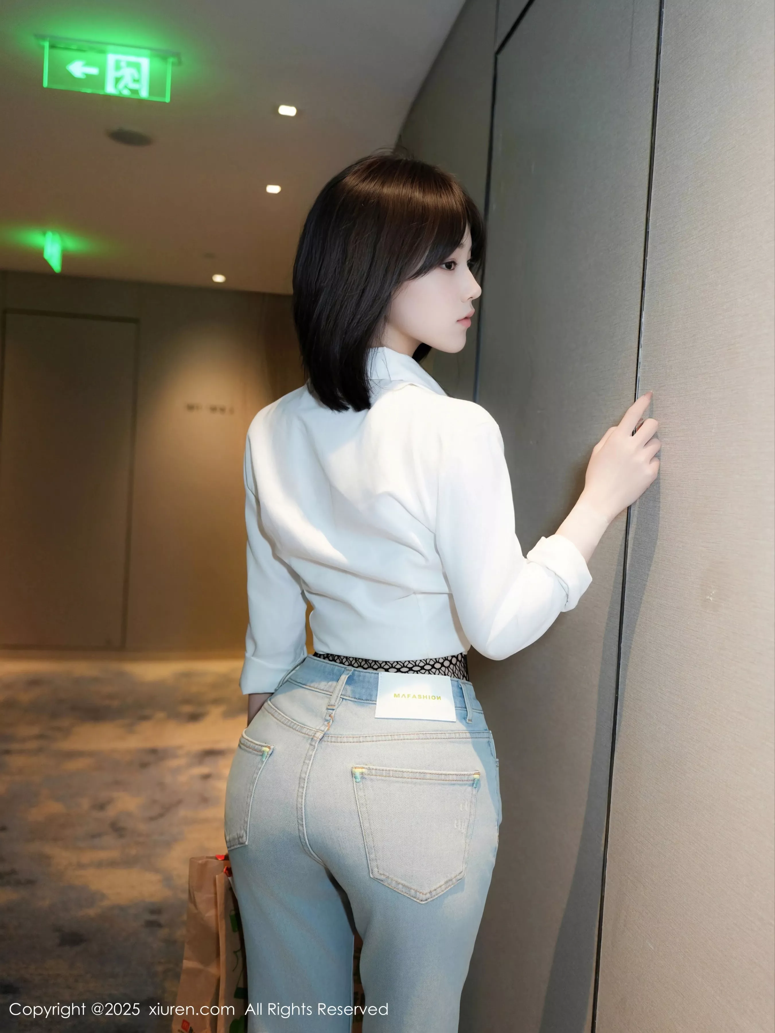 Sexy white T-shirt paired with jeans showing blue lace lingerie, showcasing graceful figure, absolutely beautiful photo set 69P