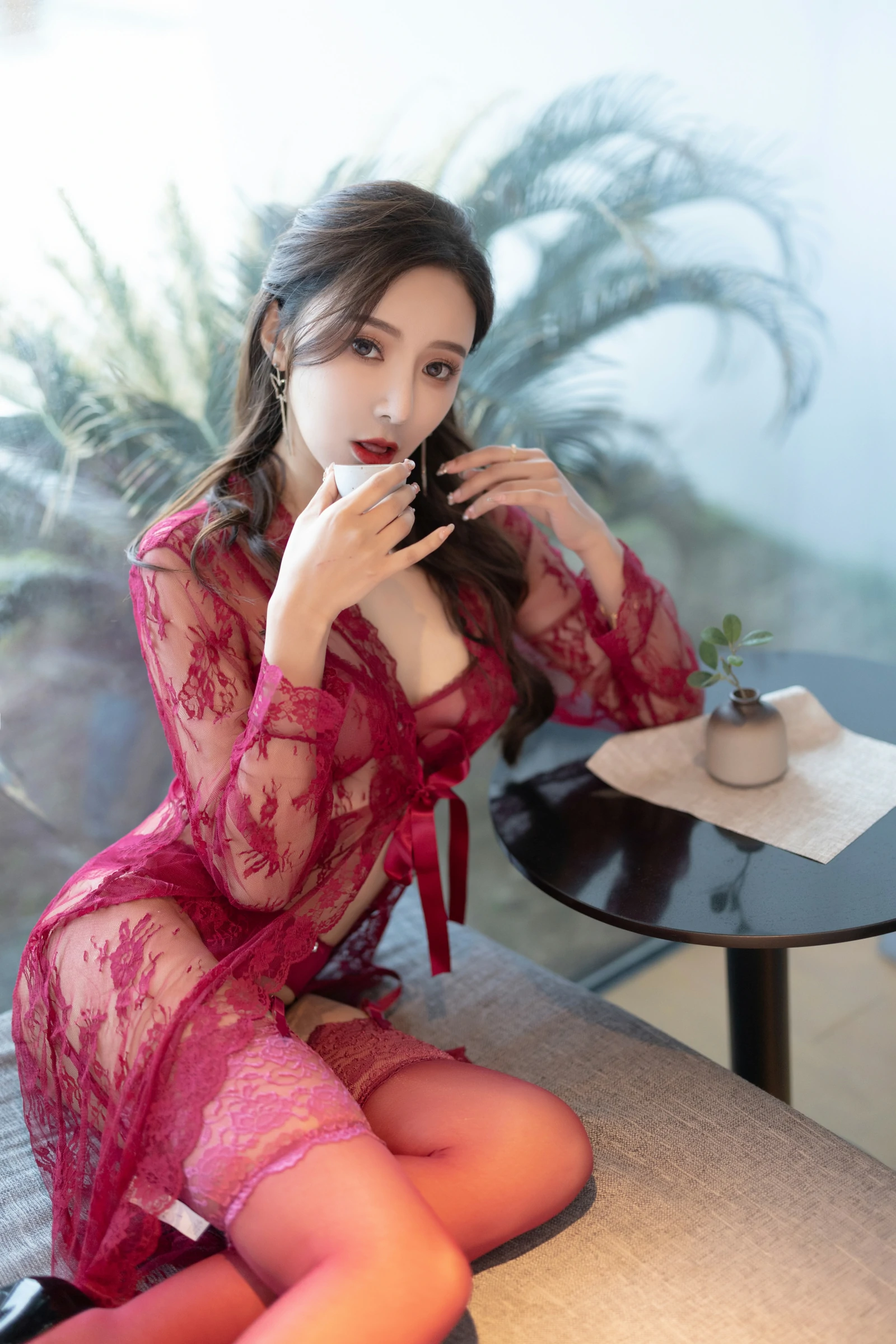 秀人付费 王馨瑶Yanni 诱人私拍福利 红色情趣套装83P 4