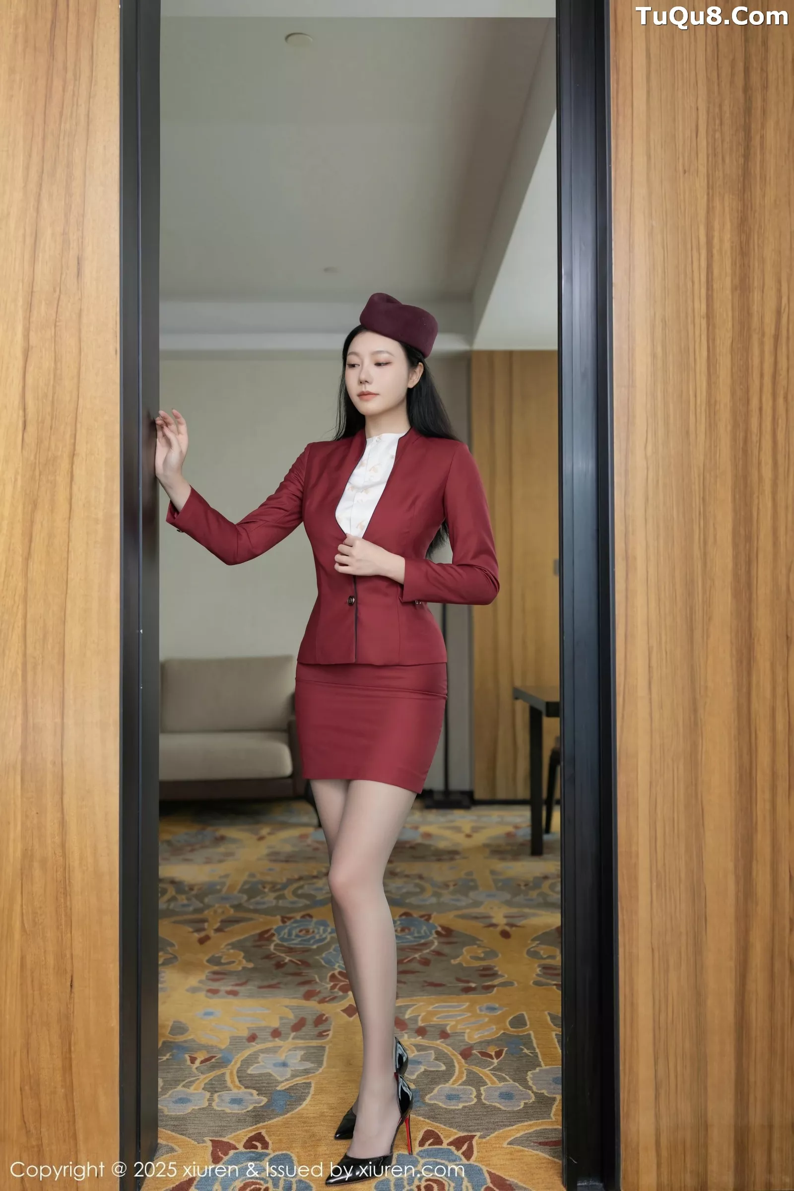 安然anran红色空姐制服露黄色蕾丝内衣秀完美身材绝美写真80P