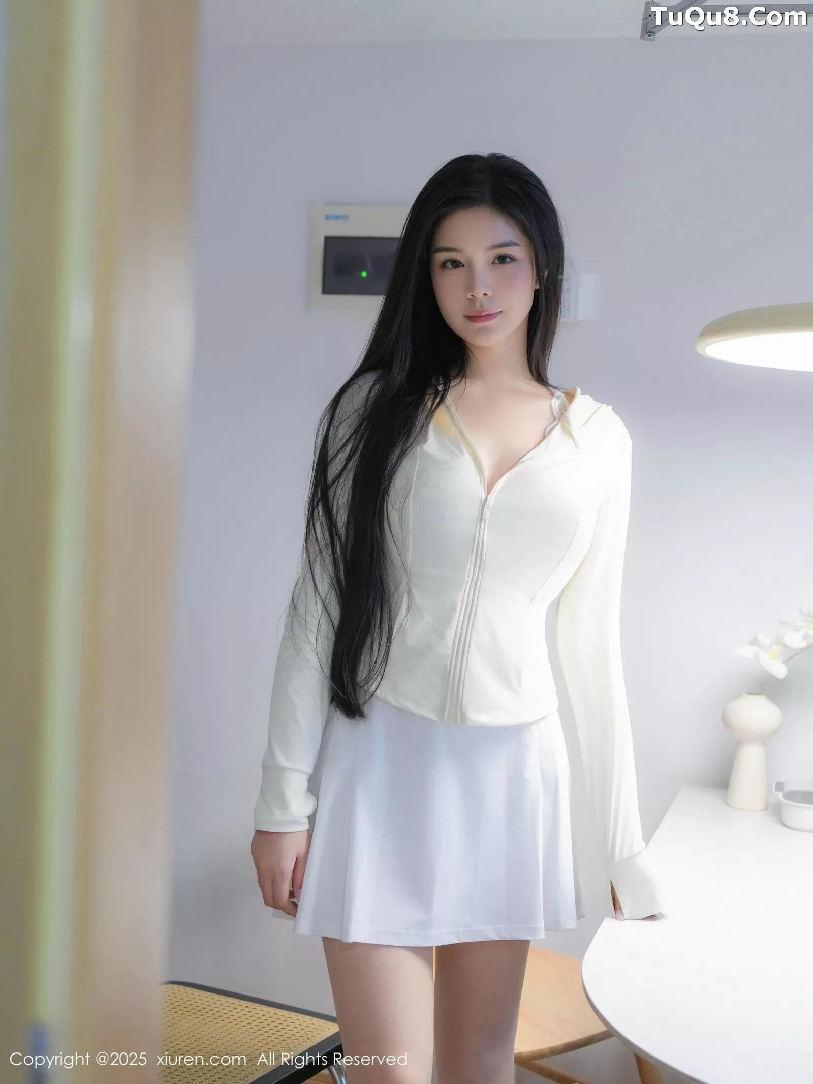 雪糕CiCi性感白色情趣内衣配超薄肉丝秀婀娜身姿绝美写真72P 5