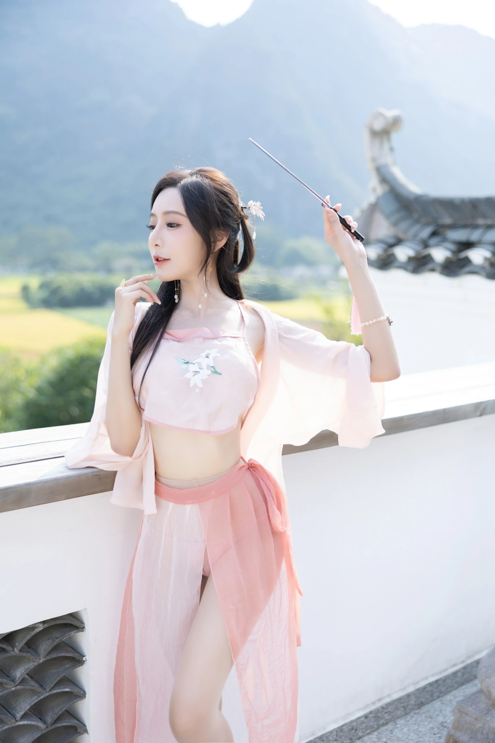 秀人付费 王馨瑶Yanni 诱人私拍福利 粉色古装情趣97P 8