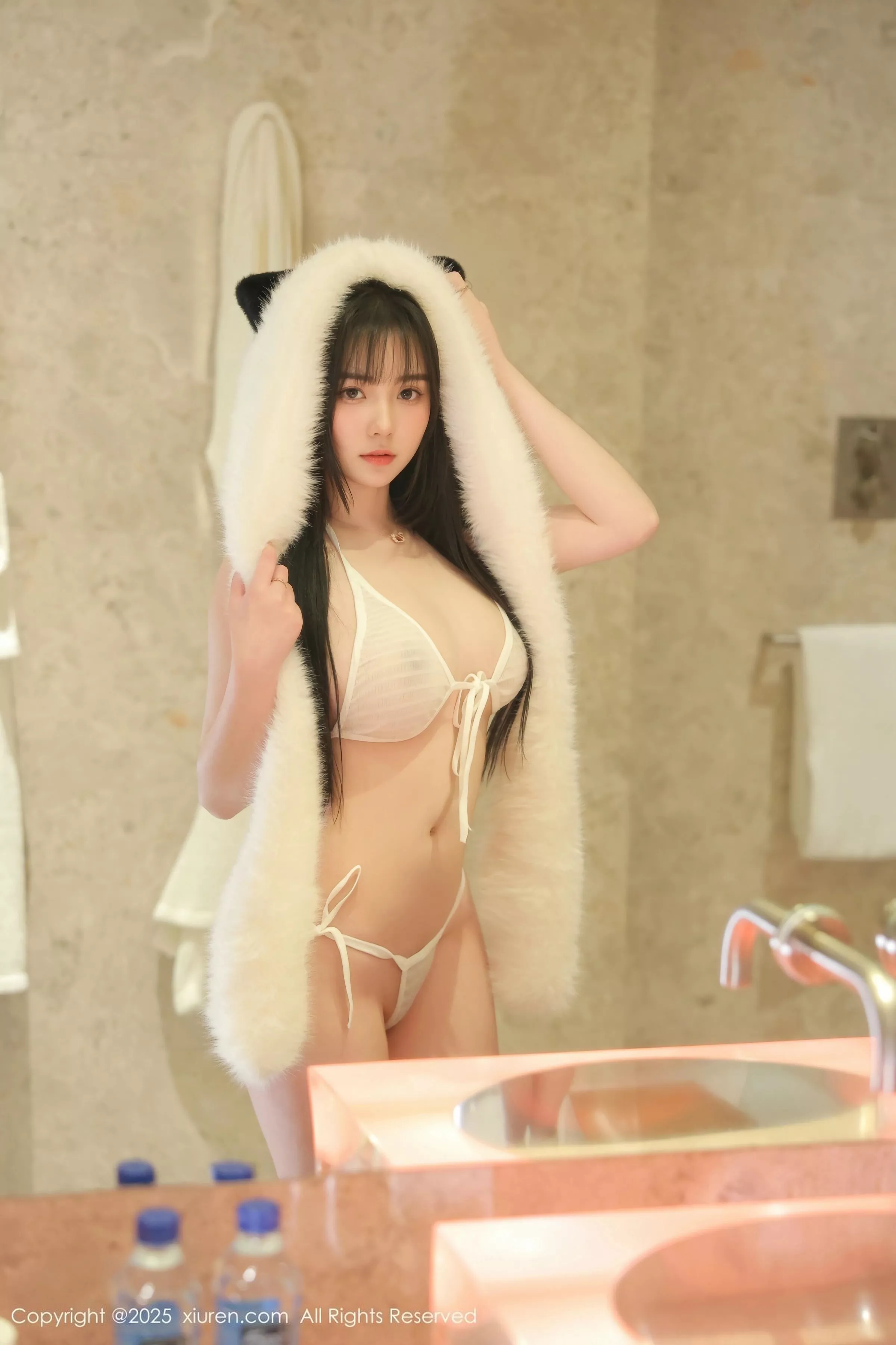 软情性感白色情趣内衣配白色丝袜秀曼妙身姿撩人绝美写真51P