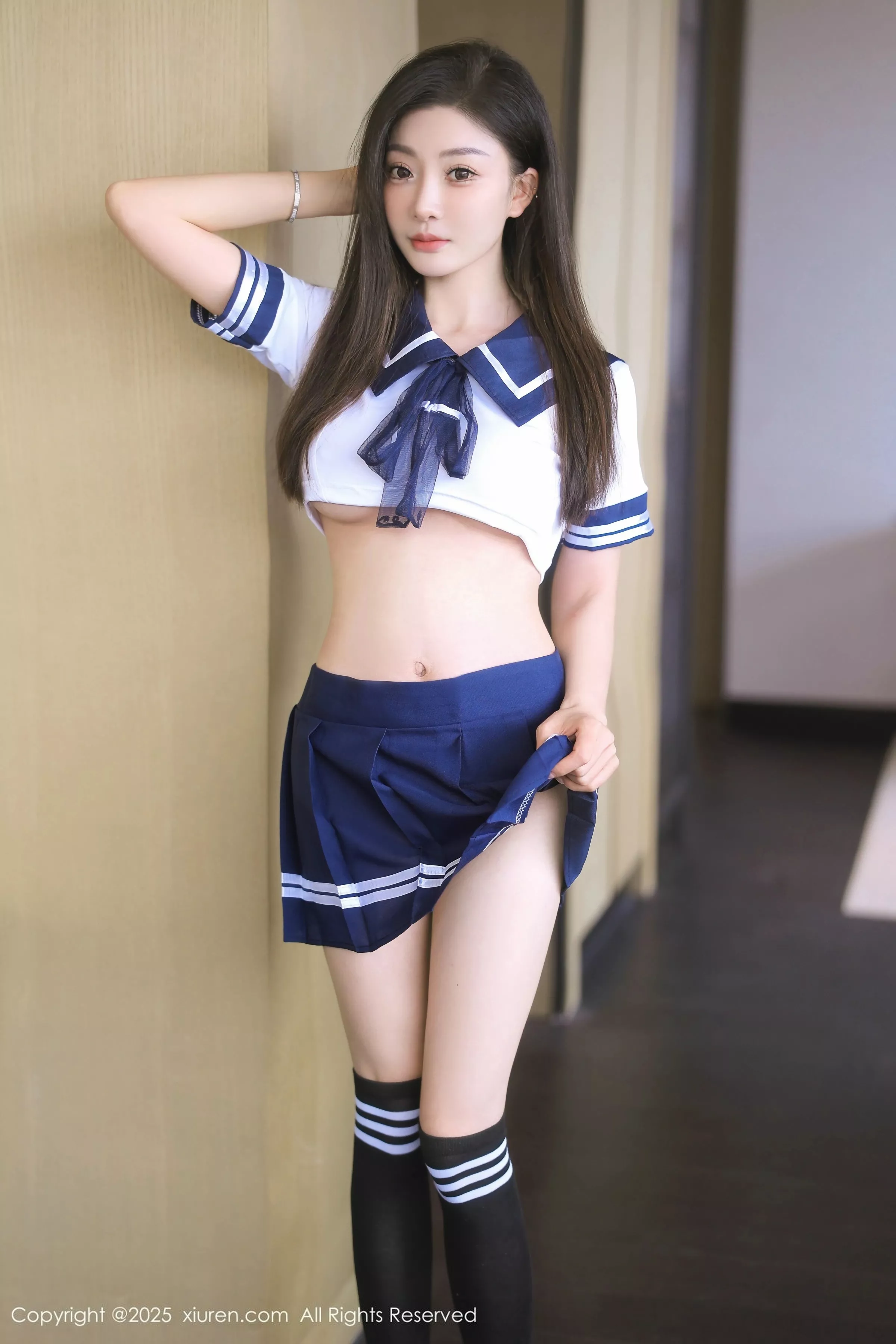 Annie_baby性感JK制服露白色内衣秀凹凸身材撩人绝美写真60P 5