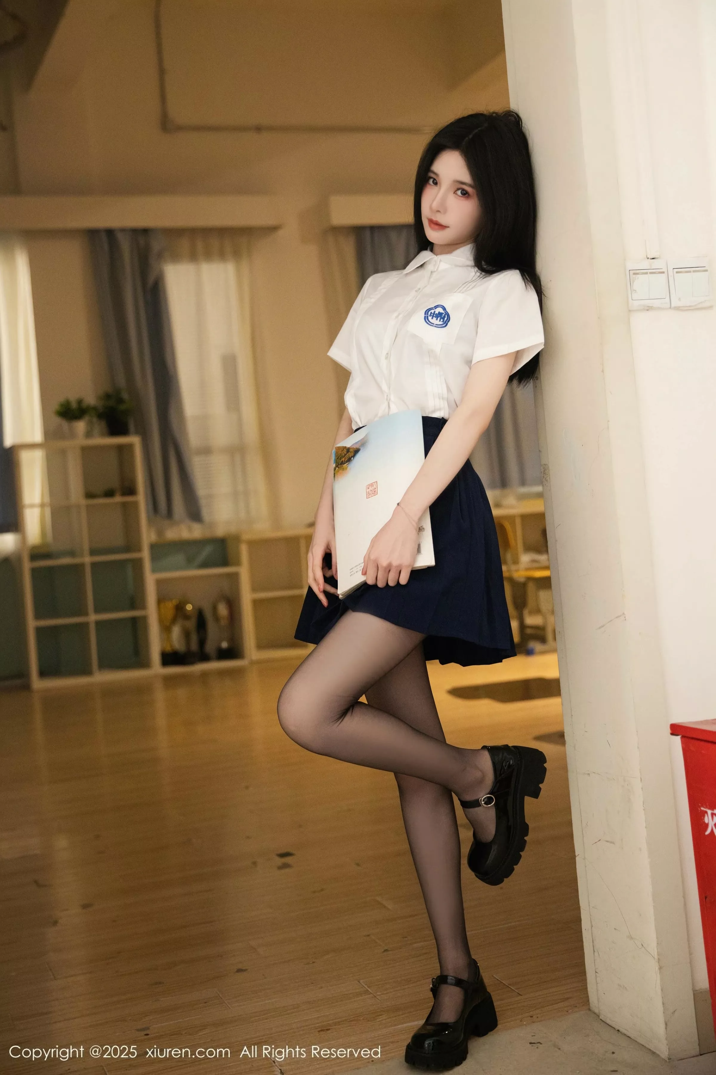 布丁wow性感JK制服露蕾丝内衣配超薄黑丝秀完美身材绝美写真81P
