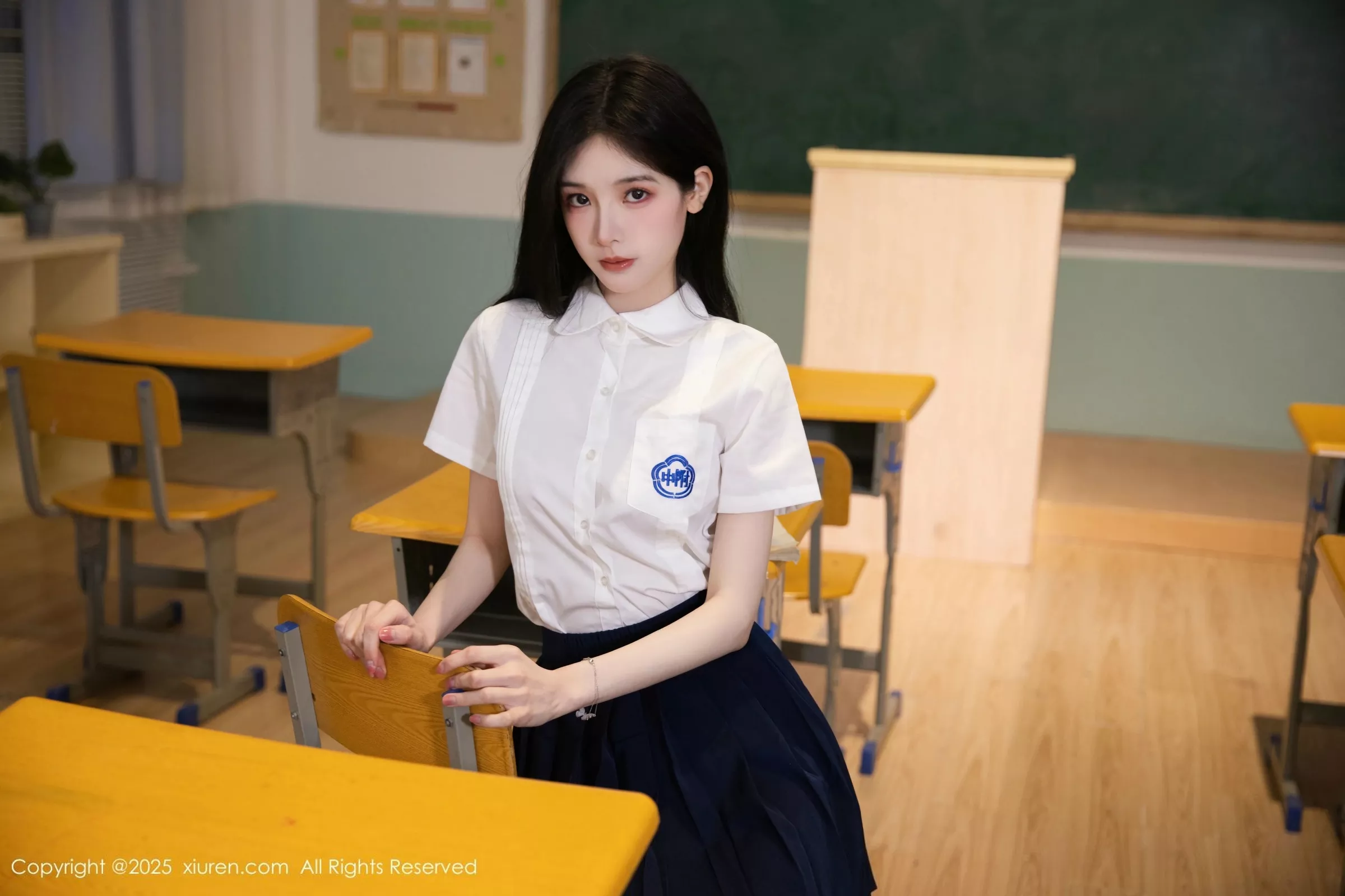 布丁wow性感JK制服露蕾丝内衣配超薄黑丝秀完美身材绝美写真81P 6