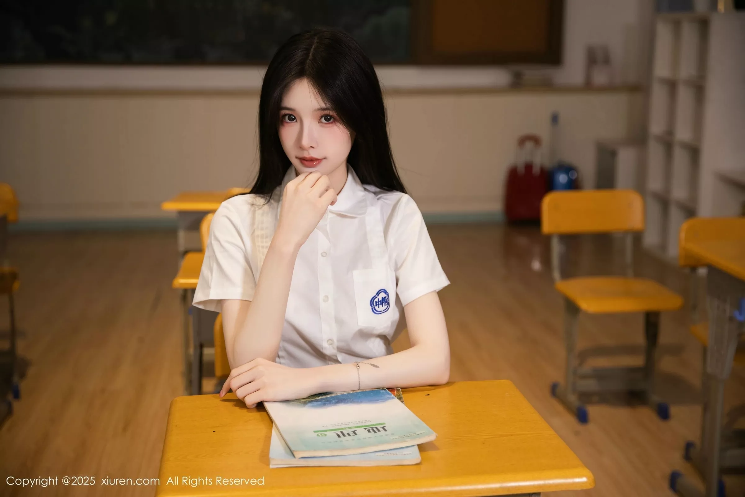 布丁wow性感JK制服露蕾丝内衣配超薄黑丝秀完美身材绝美写真81P 9